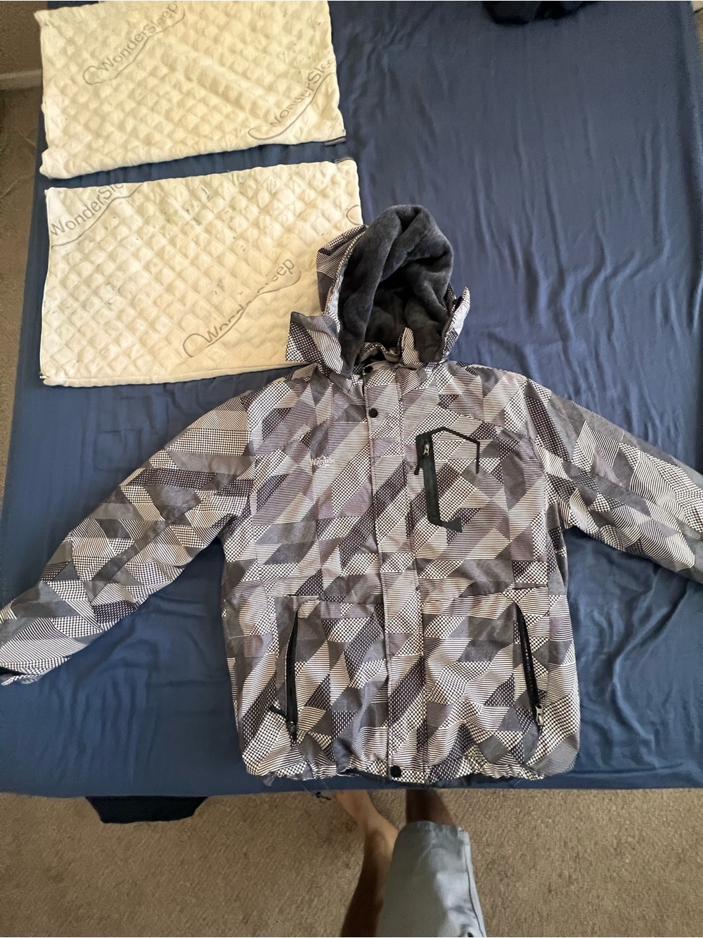 Wantdo Men's Geometric Grey Hooded Puffer Jacket